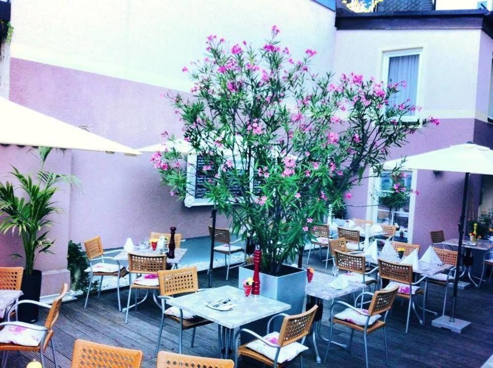 Erde Hotel Erlangen Exteriör bild